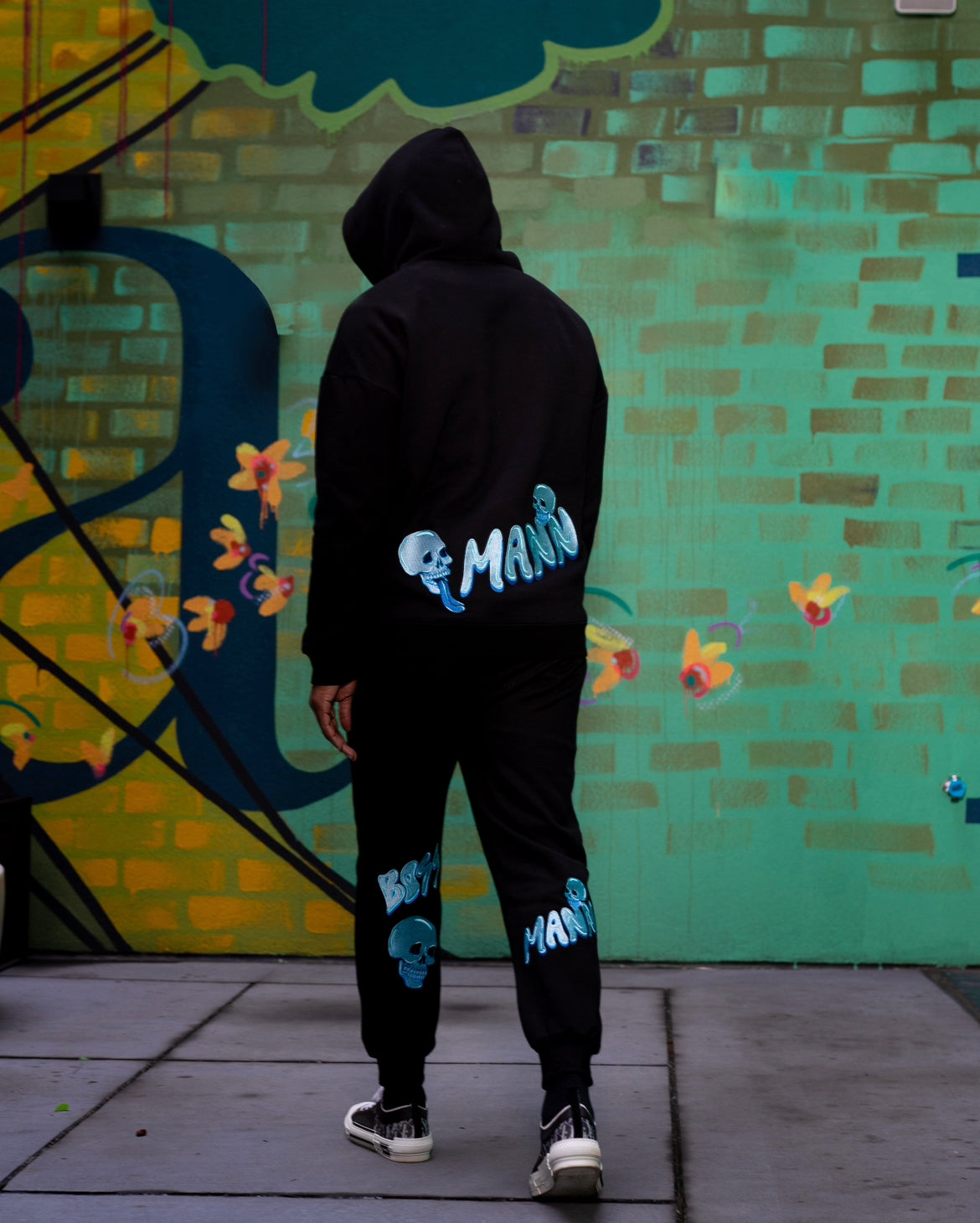 BLUE SKULL SWEATPANTS